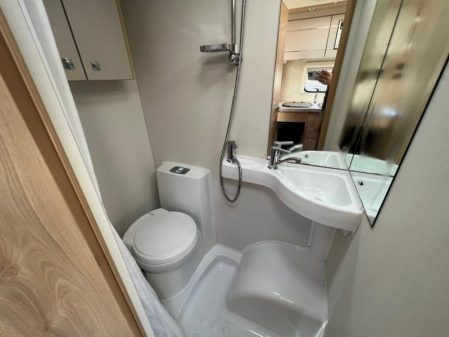 2016 Elddis Platinum 195