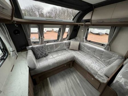 2023 Coachman Acadia 660 Xtra