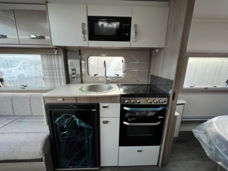 2023 Swift Challenger 580 SE