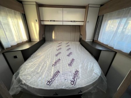 2023 Swift Voyager 594