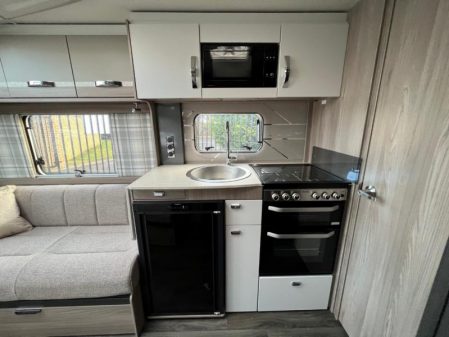 2023 Swift Challenger 560 SE