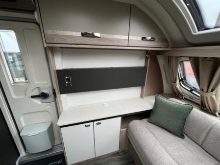2023 Swift Challenger 560L Grande SE