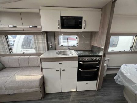 2023 Swift Challenger 580 Grande SE