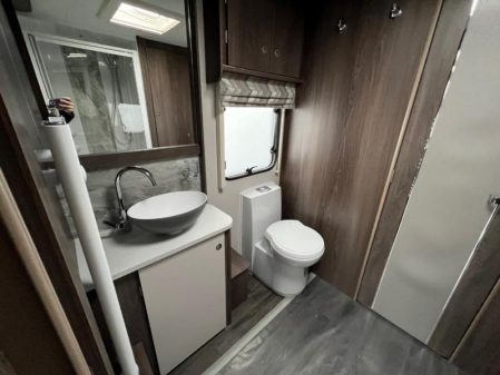 2023 Coachman Laser 665