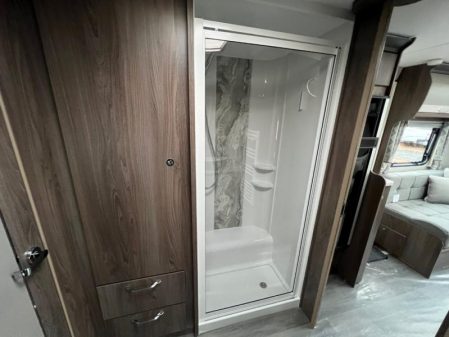 2023 Coachman Laser 665