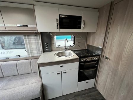 2023 Swift Challenger 650 SE