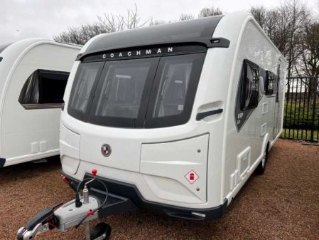 2023 Coachman VIP 520