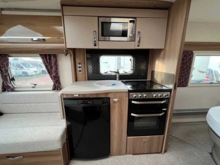 2019 Swift Challenger 580