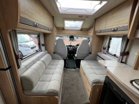 2017 Elddis Platinum Editon 185