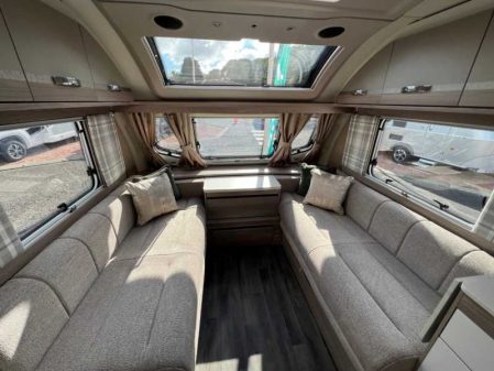 2023 Swift Challenger 670 Grande SE
