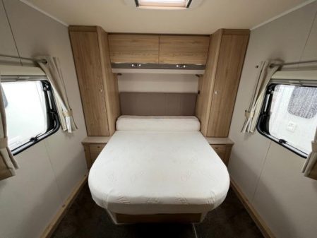 2017 Elddis Avante 550