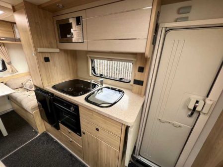 2016 Elddis Majestic 135
