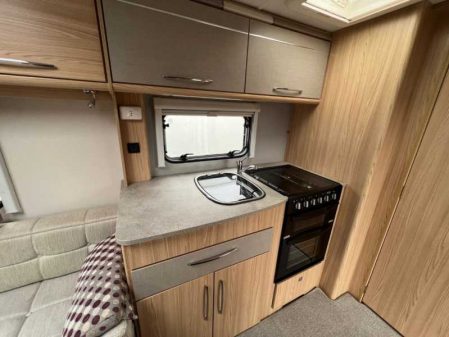 2015 Coachman Highlander 450/2