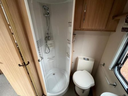 2015 Coachman Highlander 450/2