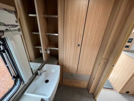 2015 Coachman Highlander 450/2