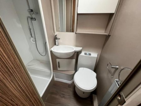 2019 Swift Sterling Eccles 590