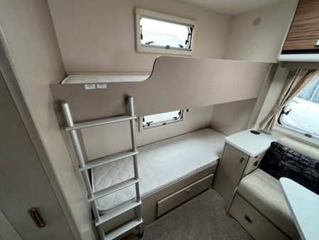 2019 Swift Sterling Eccles 590