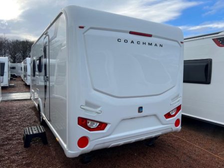 2019 Coachman VIP 520