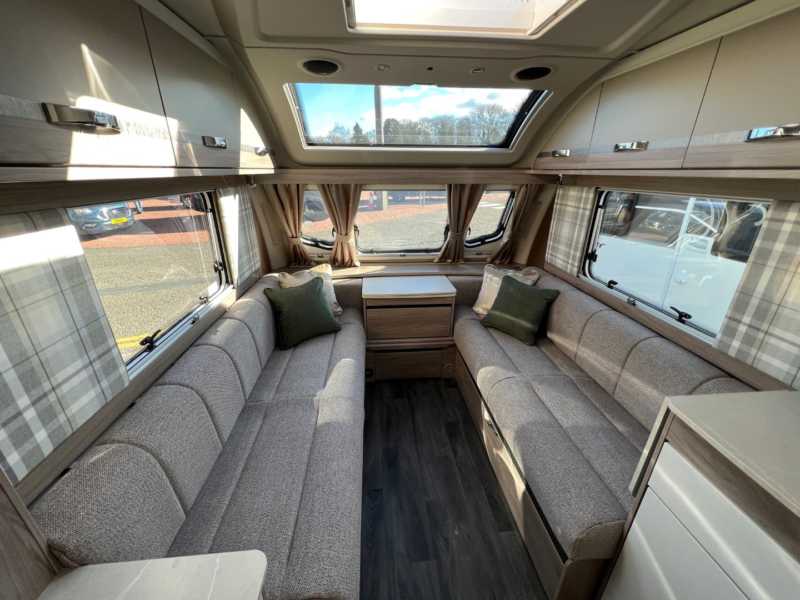 2023 Swift Challenger 480 SE