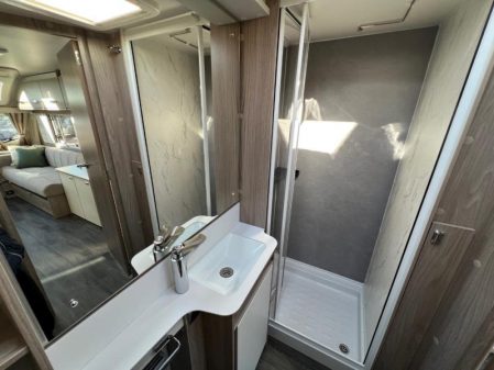 2023 Swift Challenger 480 SE