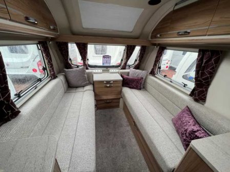 2019 Swift Challenger 530