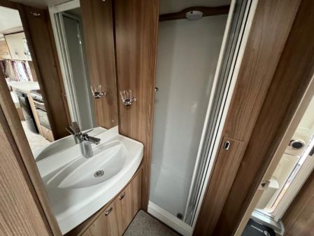 2019 Swift Challenger 530