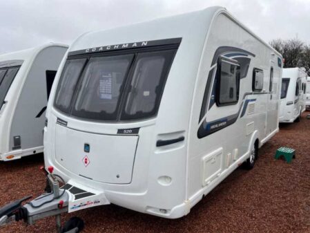 2016 Coachman Highlander 520/4