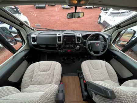 2017 Auto-Trail Apache 700