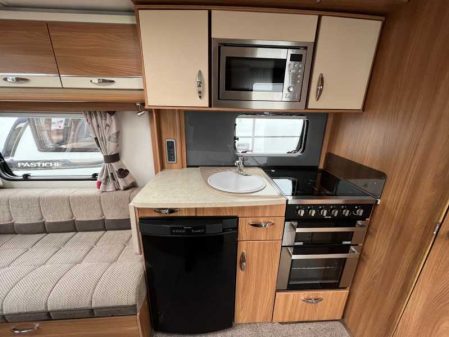 2014 Swift Challenger 480