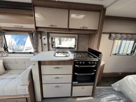 2023 Coachman VIP 575