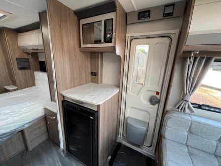 2023 Coachman Acadia 575