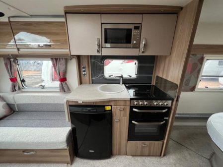 2017 Swift Challenger 580