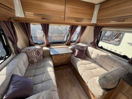 2015 Lunar Lexon 590