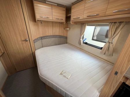 2014 Coachman Highlander 560