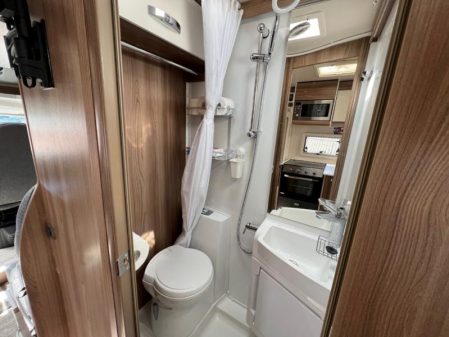 2020 Swift Searcher 674