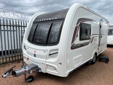 2017 Coachman VIP 460