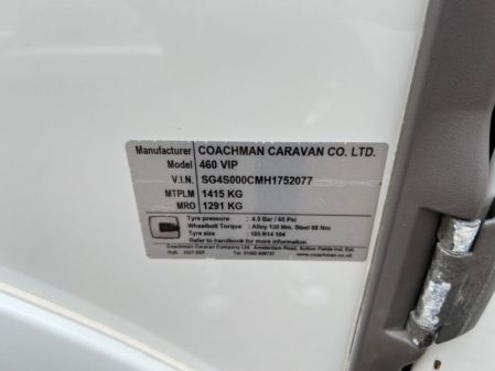 2017 Coachman VIP 460