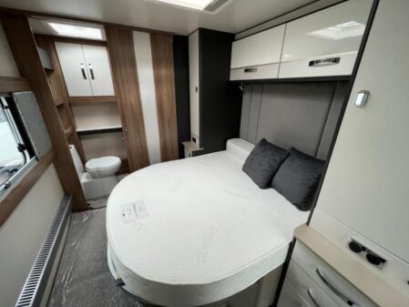 2022 Swift Conqueror 580