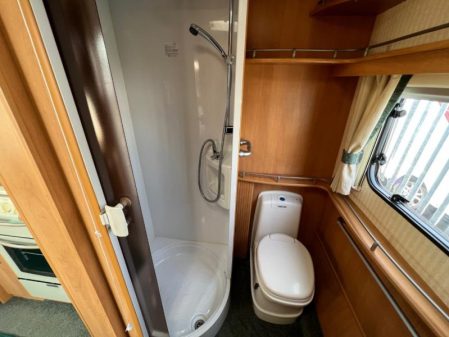 2003 Swift Challenger 480 SE