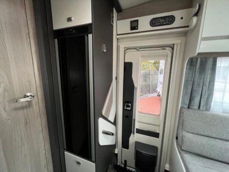 2023 Swift Voyager 594
