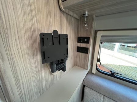 2023 Elddis Explorer CV40 Auto