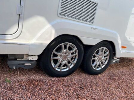 2017 Swift Conqueror 650
inc 4 motor mover