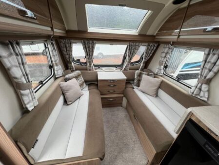 2016 Swift Challenger 570