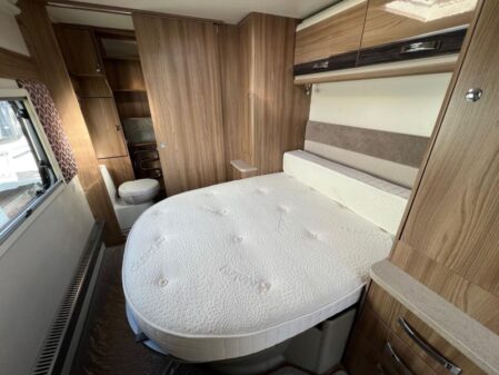 2017 Swift Conqueror 580
