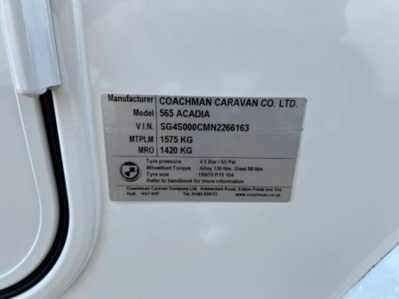 2022 Coachman Acadia 565
Incl Mover