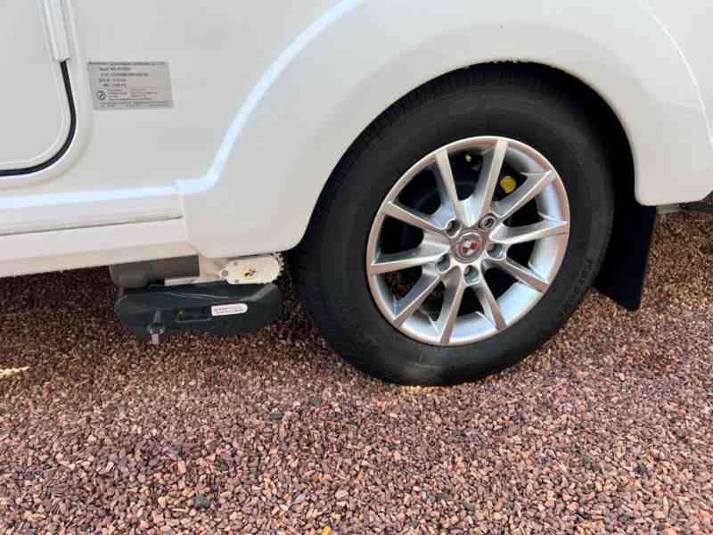 2022 Coachman Acadia 565
Incl Mover