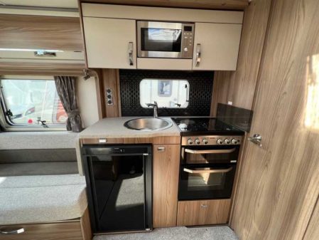 2022 Swift Challenger 560