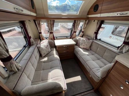 2015 Elddis Affinity 554