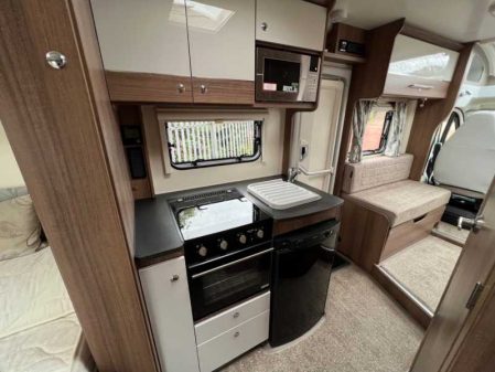 2018 Bailey Advance II 74-2