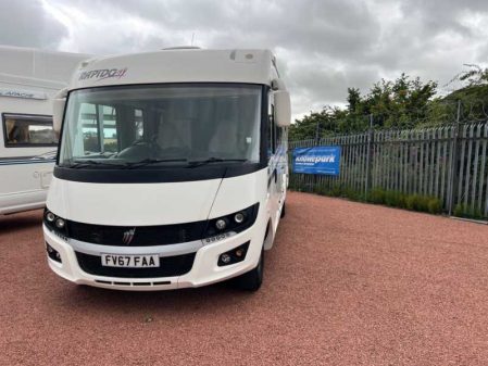 2017 Rapido 8096DF Auto